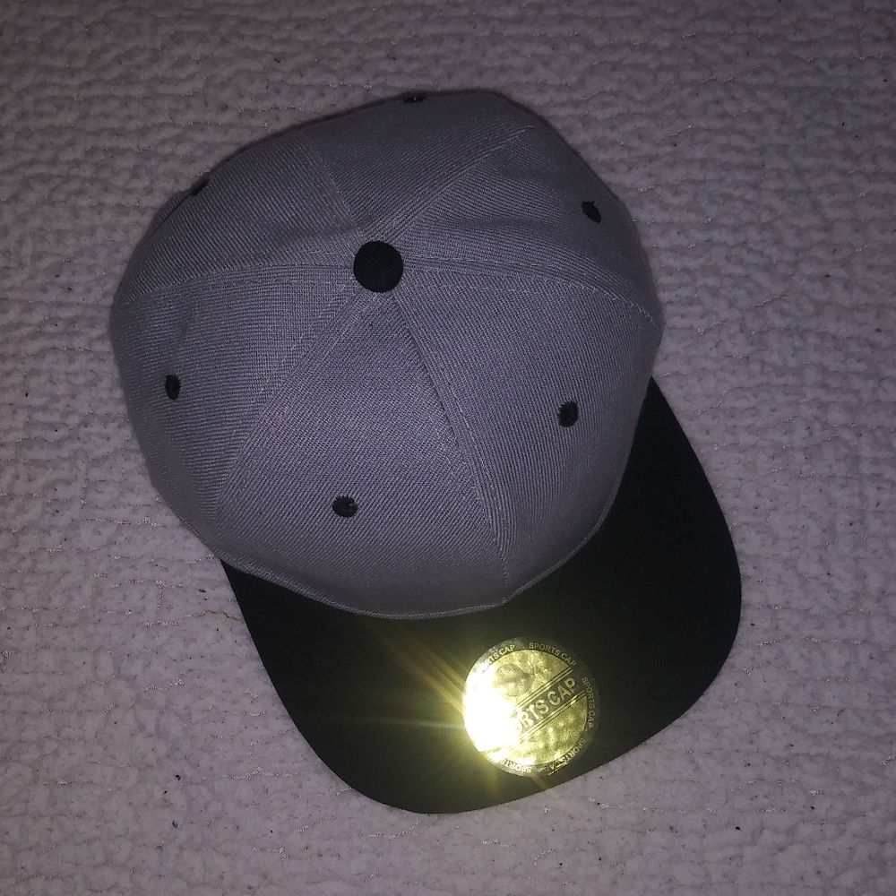 NWT Sports Cap/Ball Cap by Gelante - Gray/Black